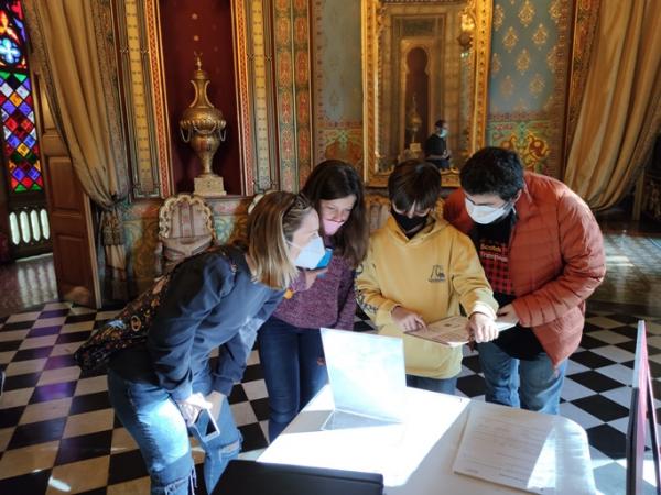 Crim al Palau Mercader. Un Cluedo a mida real