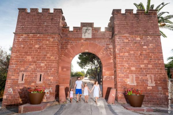 Castell de Castelldefels - Turisme Baix Llobregat.jpg