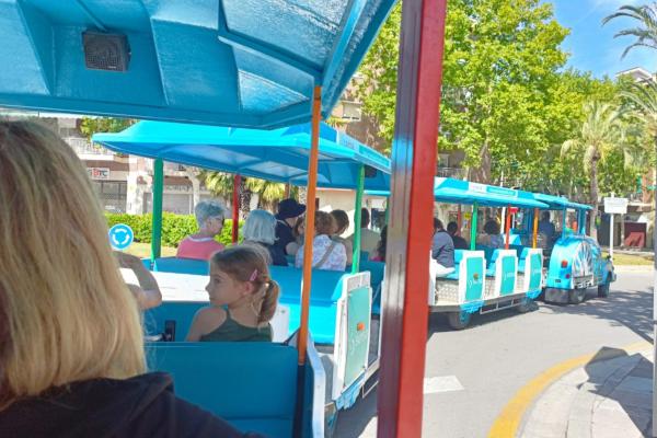 “El tren dels exploradors” arriba al Baix Llobregat