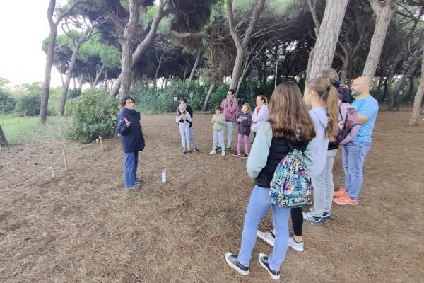 Realitzada la jornada de neteja de platja del Prat organitzada pel SostiBaix