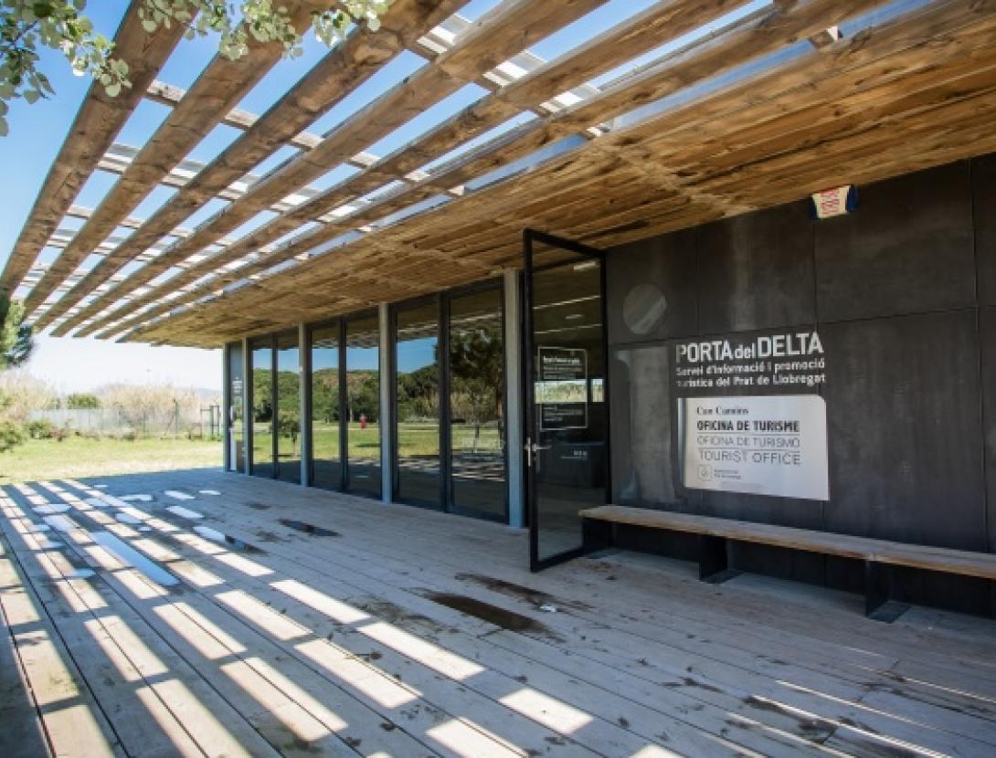 Can Camins. Oficina de Turismo del Prat